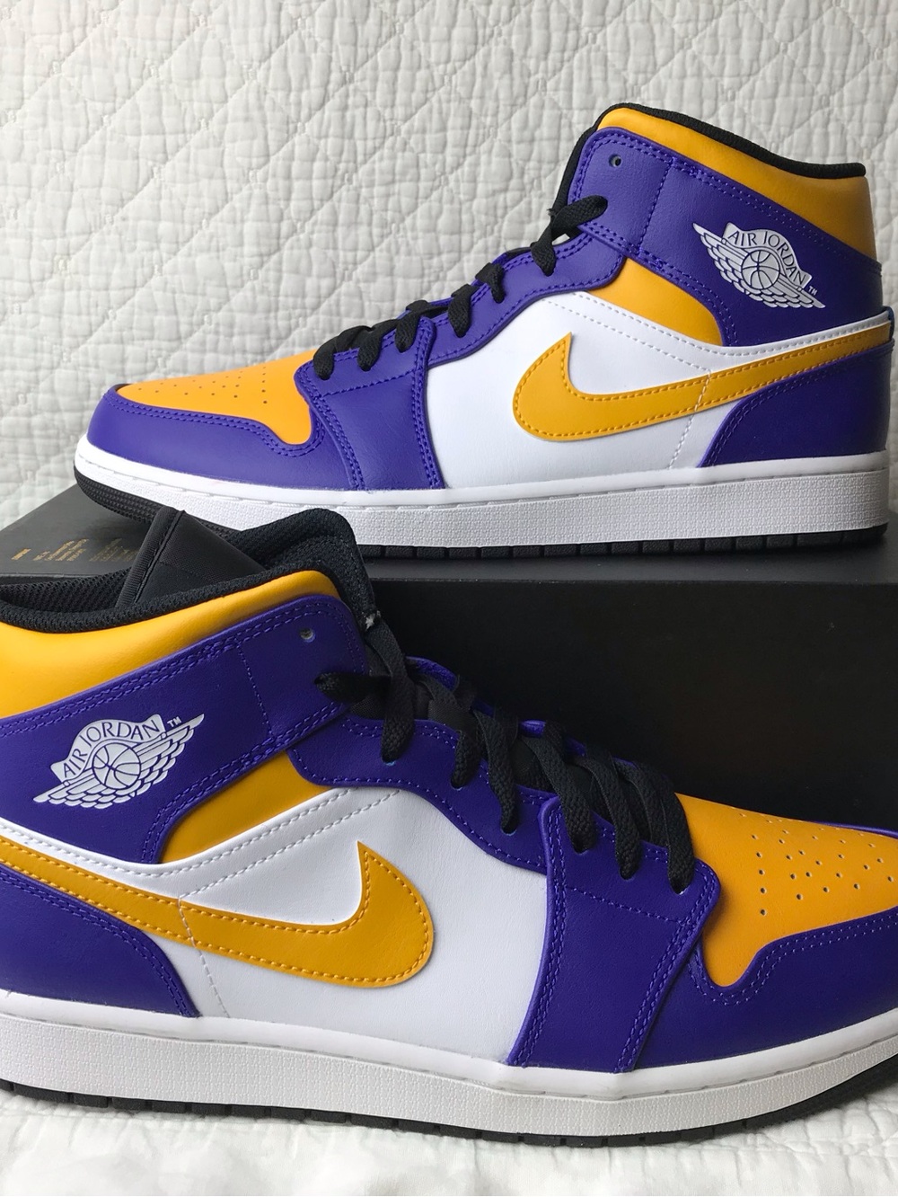 Nike Air Jordan 1 Mid Shoes Men’s SZ 12 Dark Concord Taxi White DQ8426-517